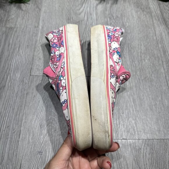 Vans Hello Kitty Sanrio Men's Size 6.5 Women's Size 8 US pink Slip On Shoes - Picture 9 of 11
